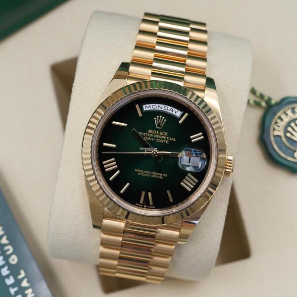 Role_x Oyster Perpetual Day Date 40 Battery Gold-Green