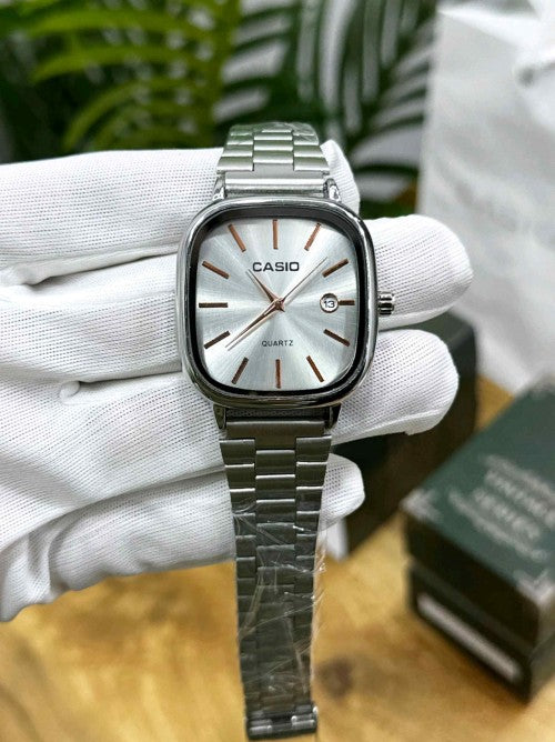 OVAL CASIO VINTAGE UNISEX MODEL